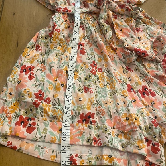 Shore Women’s Willow Shorts Romper Resort Pockets Floral Pockets New size M - Picture 11 of 14
